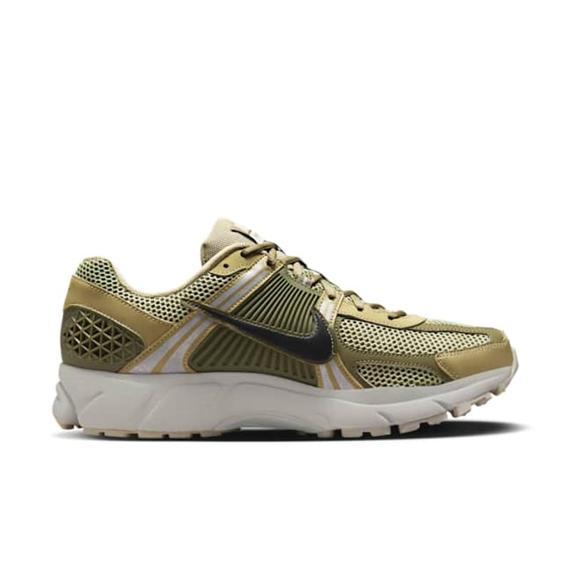 Nike Zoom Vomero 5 FJ1915-200 03