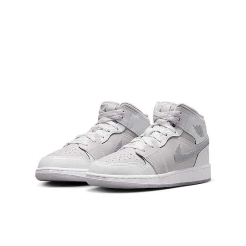 Jordan 1 Mid SE HQ3600-121 05
