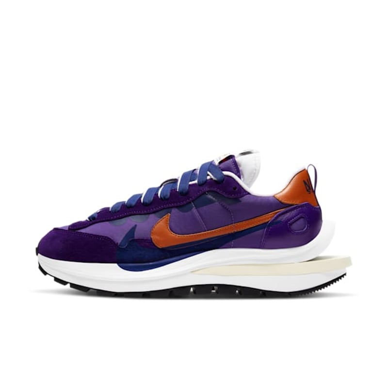 Nike VaporWaffle x sacai DD1875-500 01