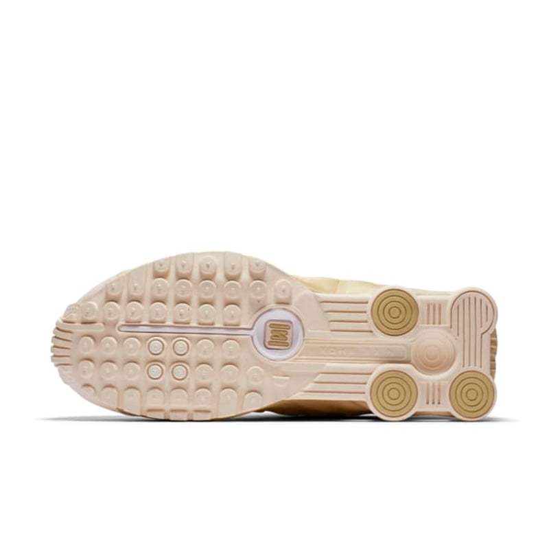 Nike Shox R4 AR3565-800 02