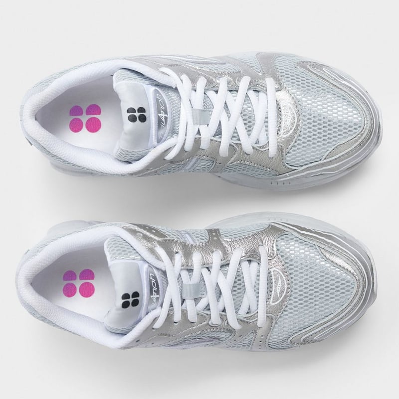 Saucony Progrid Triumph 4 x Sweaty Betty S70921-1 03