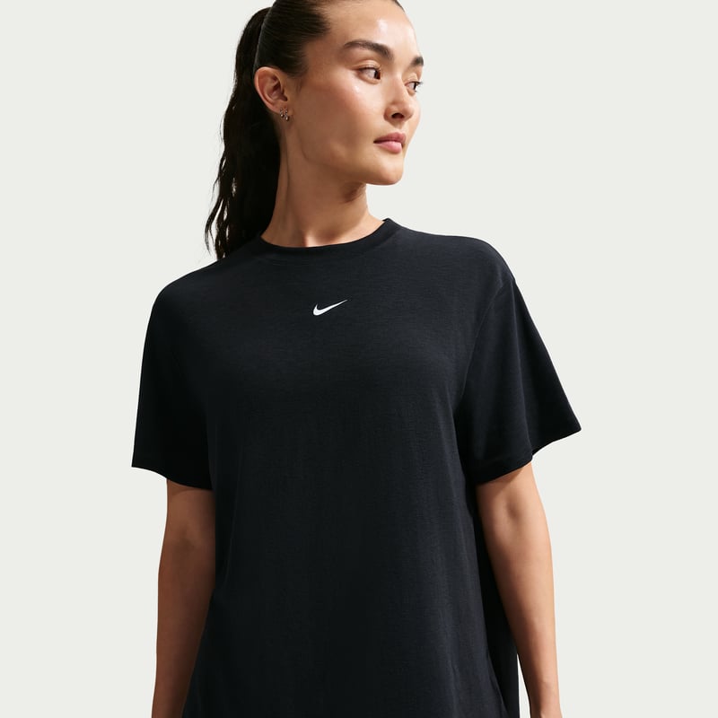 Nike One Relaxed Dri-FIT FN2814-011 01