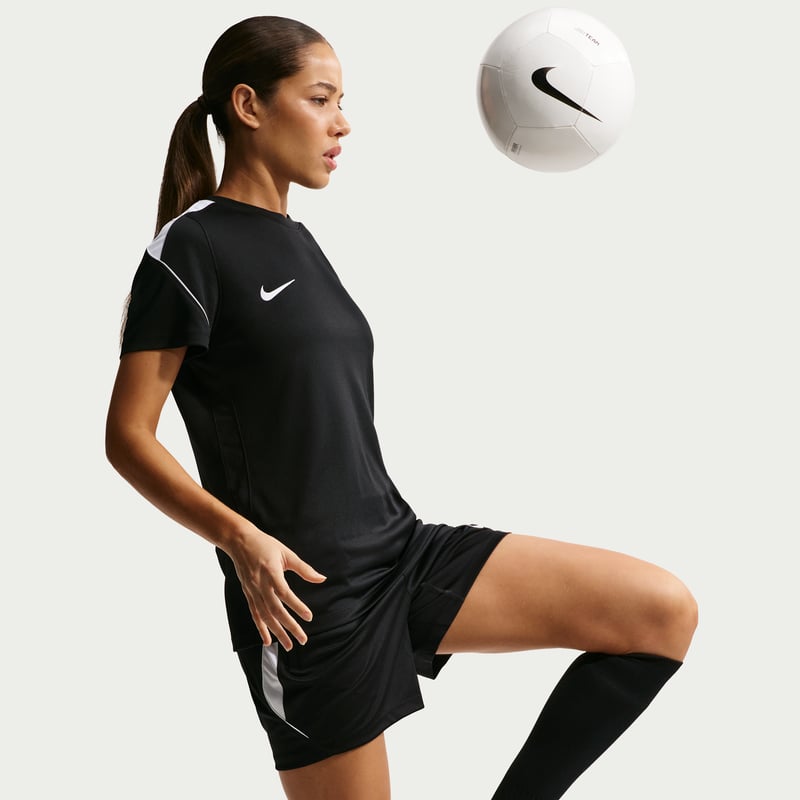 Nike Strike Dri-FIT IH0466-010 03