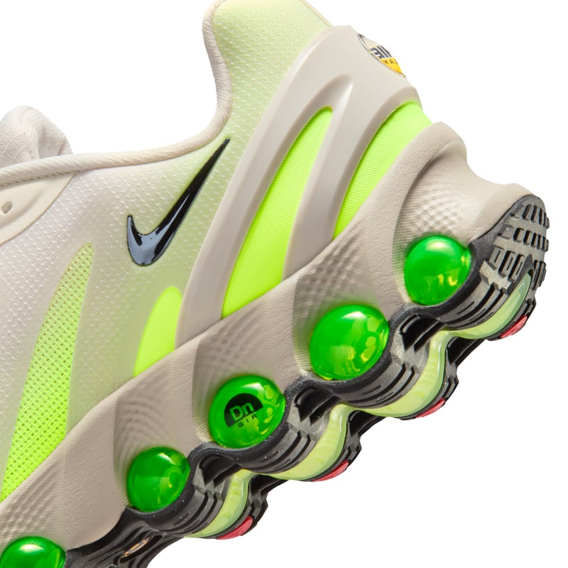 Tenisky Nike Air Max Dn8 "Moon Particle & Volt Ice" | Muži | Sportstyle | 08 | SPORTSHOWROOM