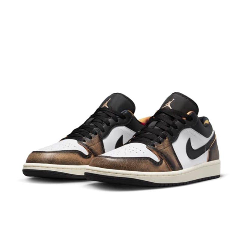 Jordan 1 Low SE DQ8422-001 04