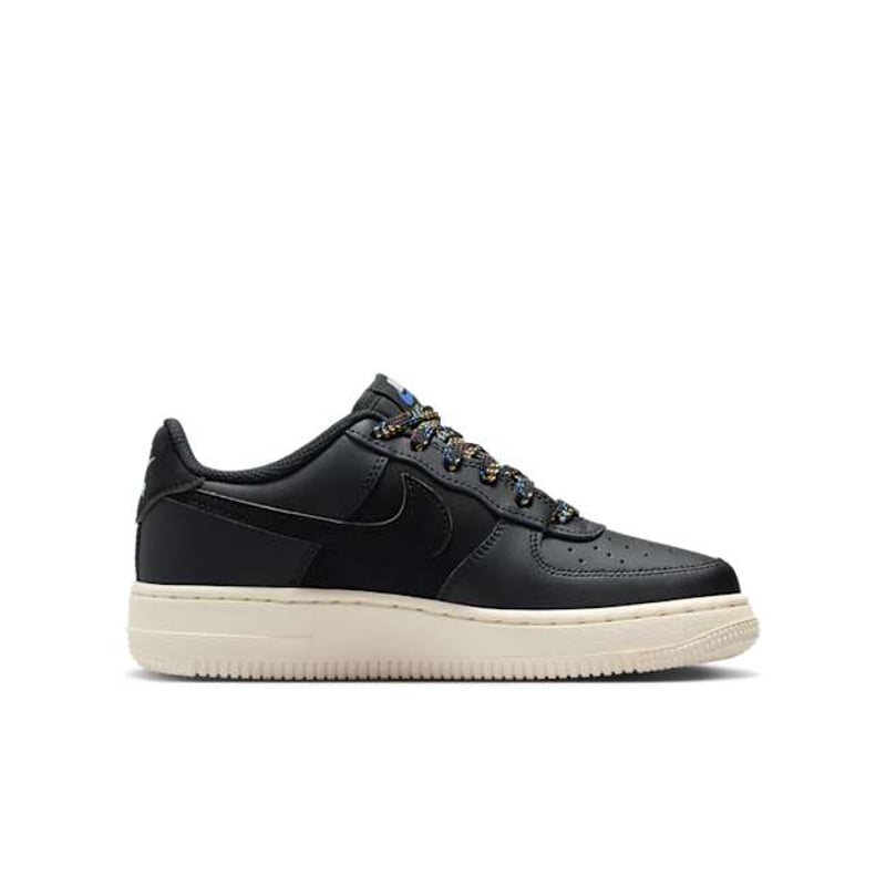 Nike Air Force 1 LV8 1 HQ1907-001 03