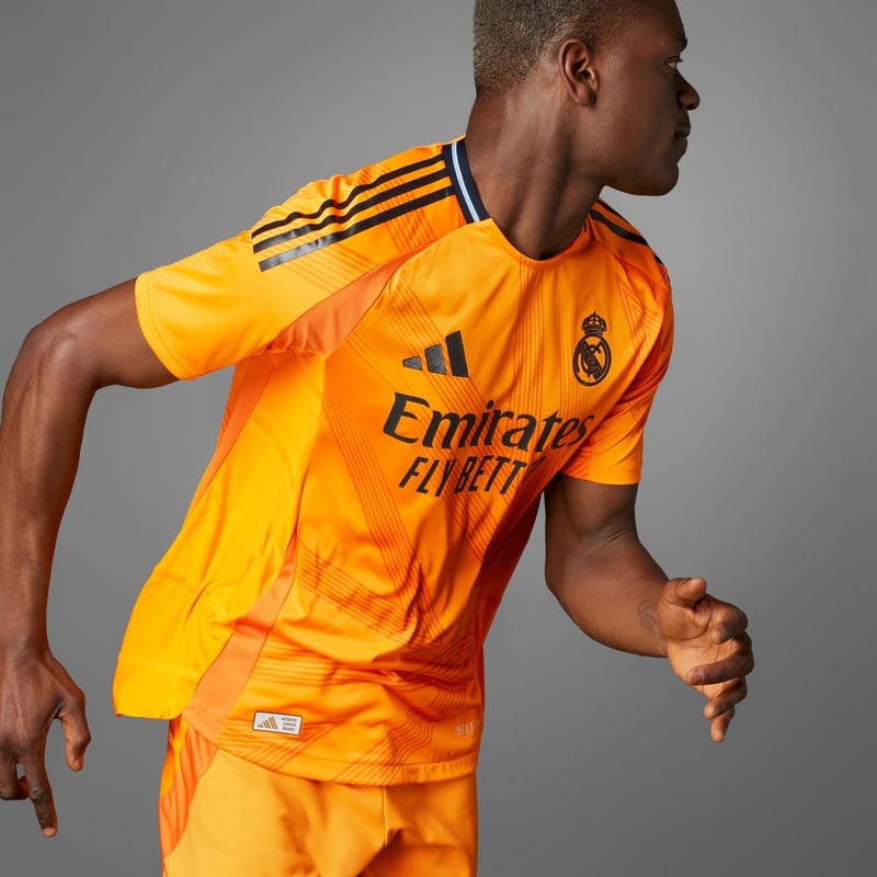 adidas Real Madrid 2024/25 Away Authentic IZ1642 03