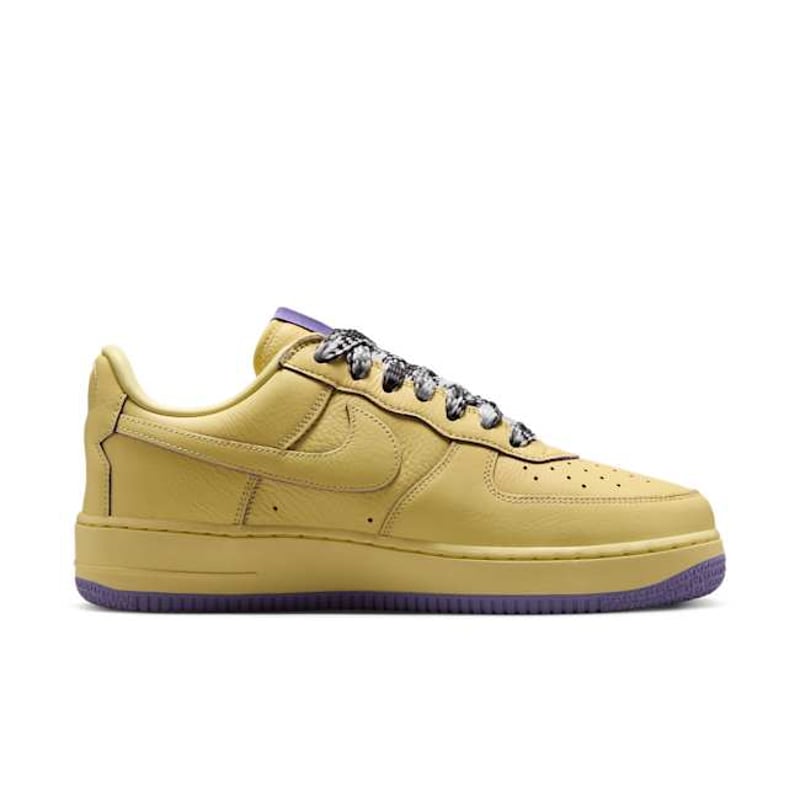 Nike Air Force 1 Low Protro x Kobe HV9408-700 03
