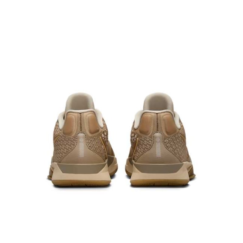 Nike Sabrina 2 HF1799-200 06