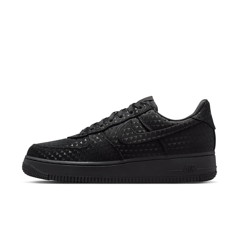 Nike Air Force 1 '07 SE Sneaker "Valentine's Day" | Damen | Sportstyle | 01 | SPORTSHOWROOM