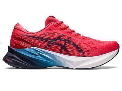 ASICS Novablast 3 1011B458-600