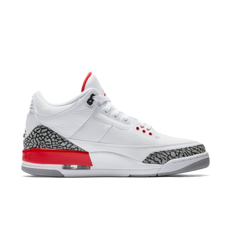 Jordan 3 Retro 136064-116 03