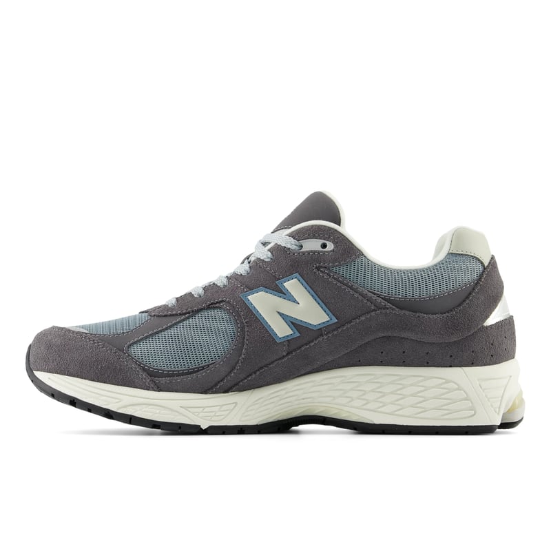 New Balance 2002R M2002RFB 02