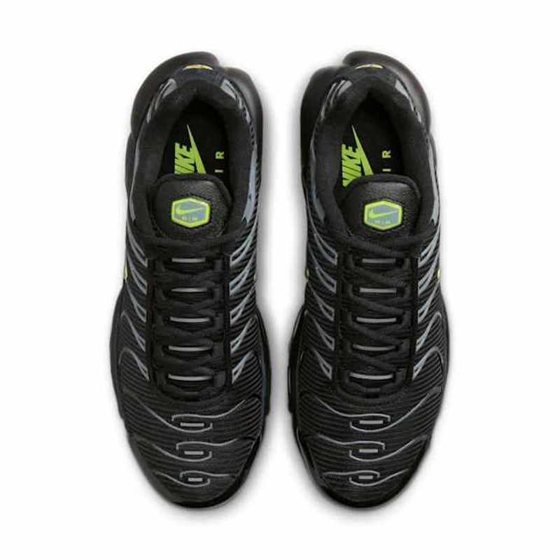 Nike Air Max Plus FQ2381-001 04