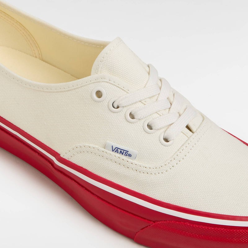Vans Premium Authentic VN000EBNYF9 04