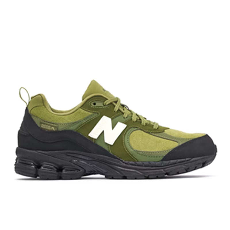New Balance 2002R x The Basement M2002RBB 01