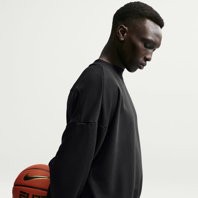 Nike Standard Issue Therma-FIT Crew IM5901-010 03