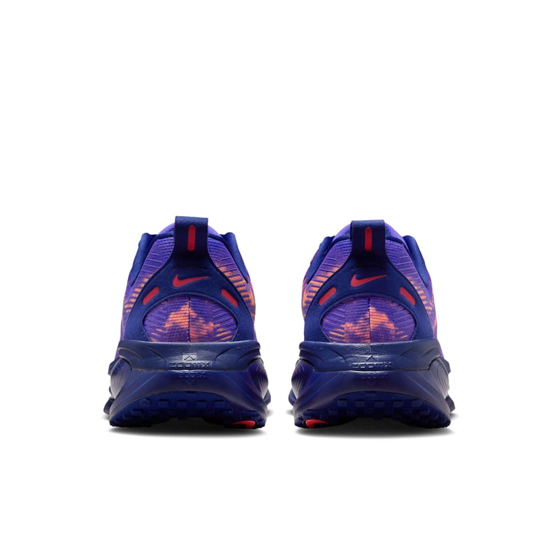 Nike Vomero 18 IQ0602-400 06