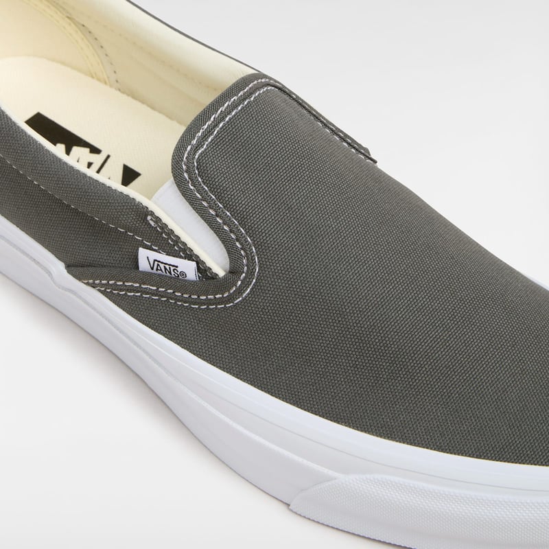 Vans Premium Slip-on 98 VN000CSE2VM 04