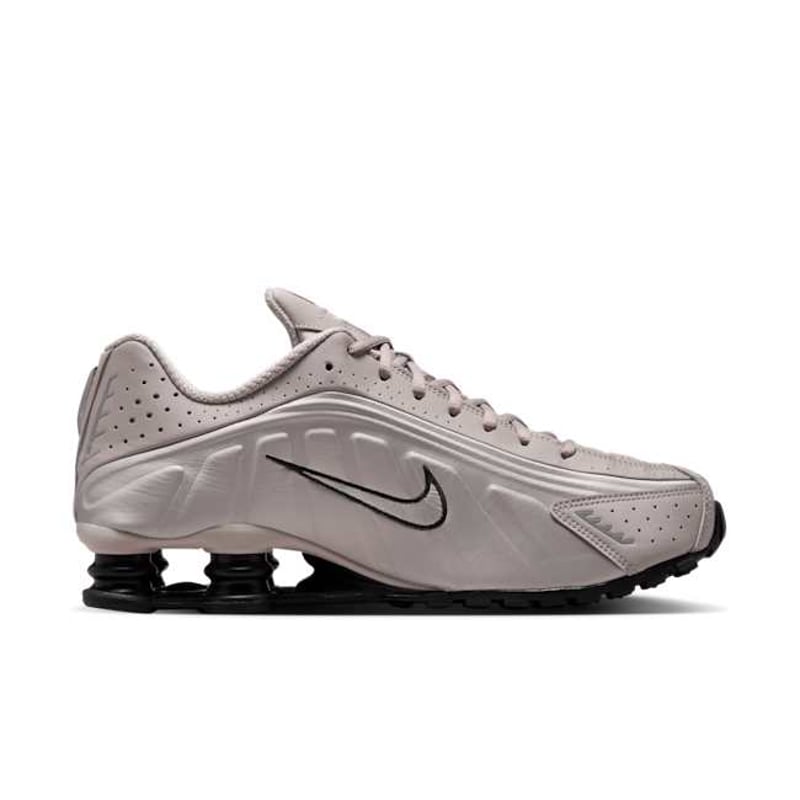 Nike Shox R4 IH0265-009 03