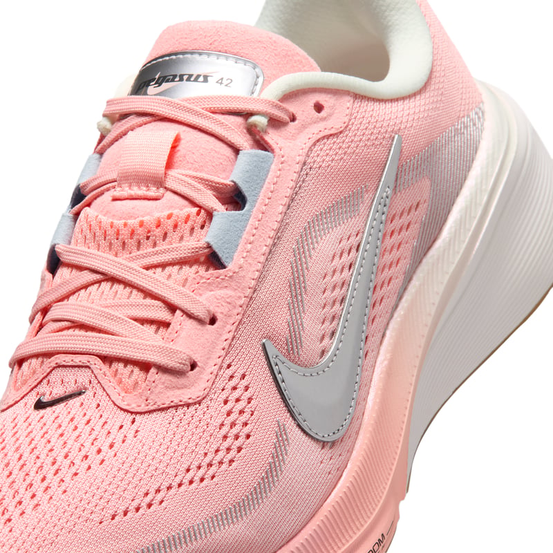 Nike Pegasus 42 running shoes "Bleached Coral & Off Noir" | Women | Running | 07 | SPORTSHOWROOM