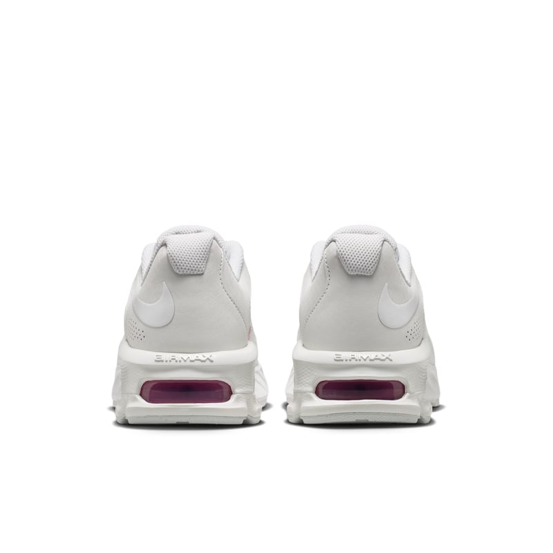 Nike Air Max Fire runners "Summit White & Black" | Women | Sportstyle | 06 | SPORTSHOWROOM