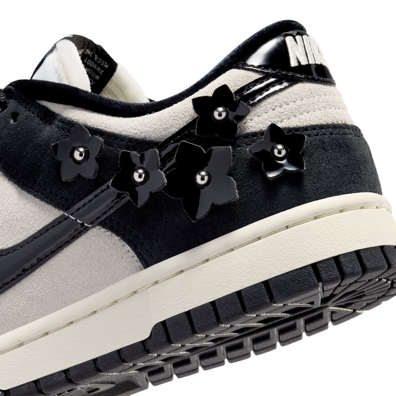 Sneakersy Nike Dunk Low SE ‘Florette’ "Black & Sail" | Kobiety | Sportstyle | 08 | SPORTSHOWROOM
