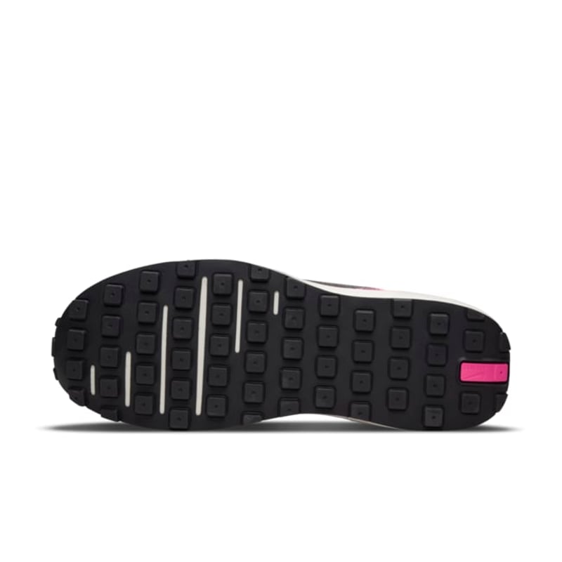 Nike Waffle One DQ0855-600 02