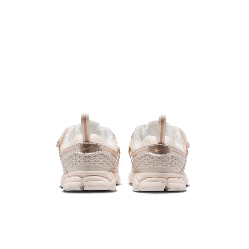 Nike Vomero 5 HF7000-110 06