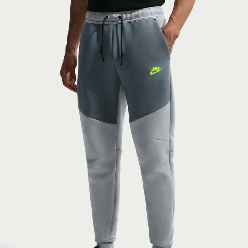 Nike Tech Fleece HV0959-077 02
