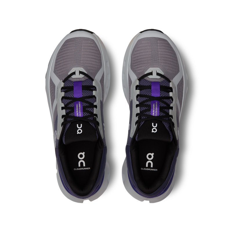 On Cloudrunner 2 3ME10142127 02