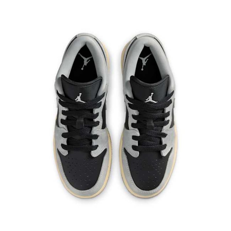 Jordan 1 Low SE HQ2021-012 04