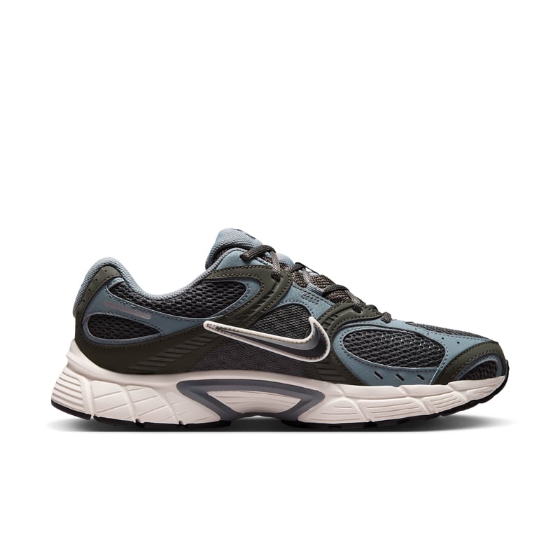 Sneakersy Nike V5 RNR "Black & Newsprint" | Mezczyzni | Sportstyle | 03 | SPORTSHOWROOM