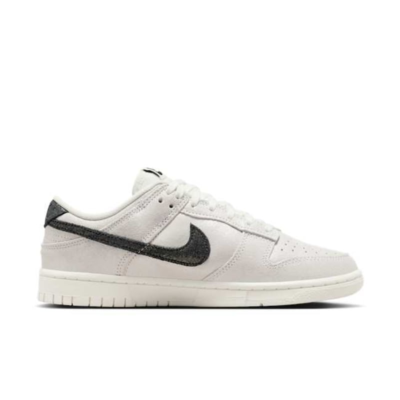Nike Dunk Low SE HQ3502-100 03