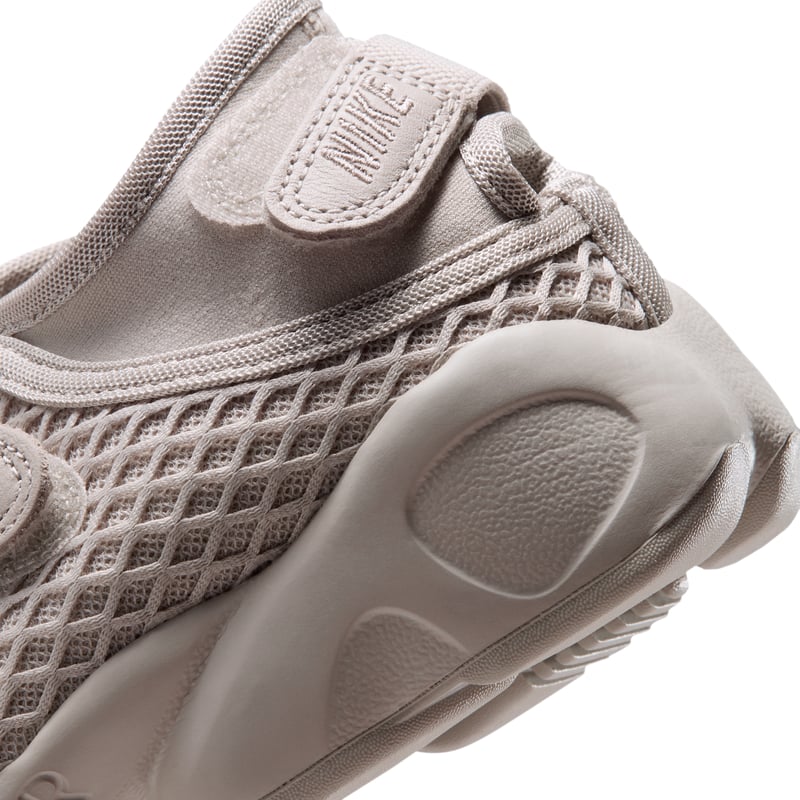 Nike Air Rift trainers "Cream II & Light Orewood Brown" | Women | SportStyle | 07 | SPORTSHOWROOM