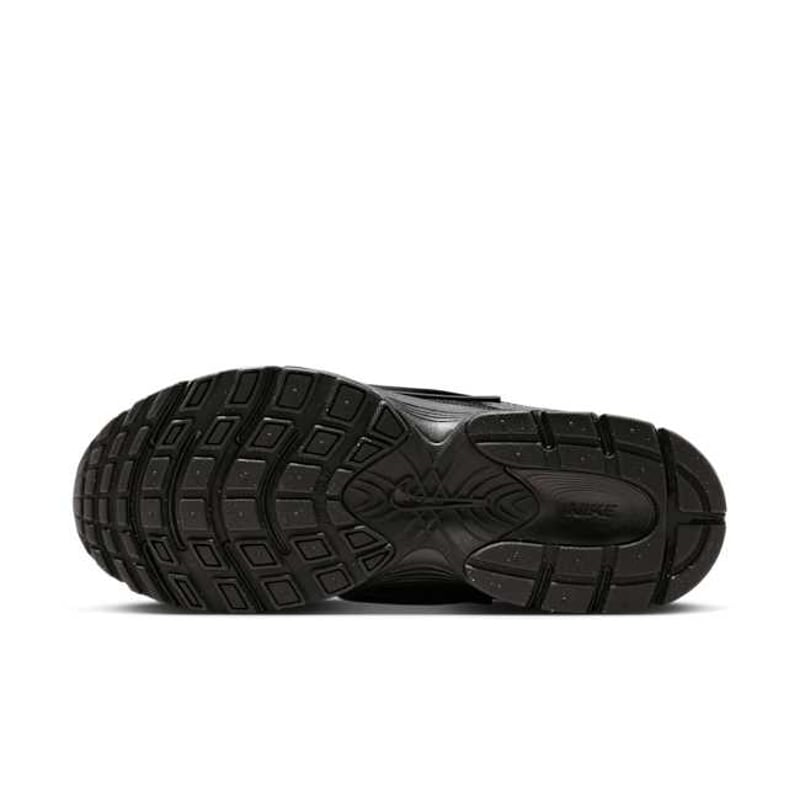 Nike V5 RNR HQ7901-001 02