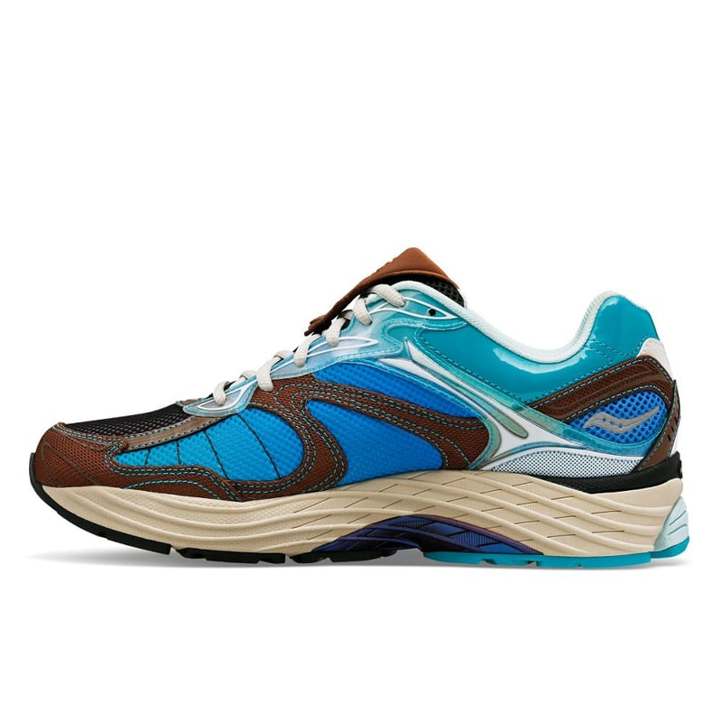 Saucony ProGrid Omni 9 x Footpatrol S70923-1 03