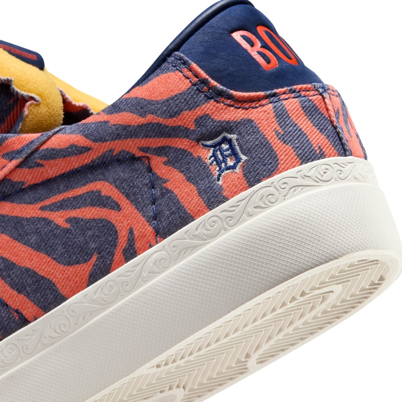 Nike Blazer Low x Book ‘Anniversary Pack’ trainers "Safety Orange & Blue Void" | Men | SportStyle | 08 | SPORTSHOWROOM