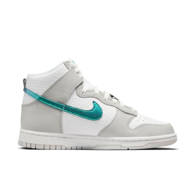 Nike Dunk High DR7855-100 03
