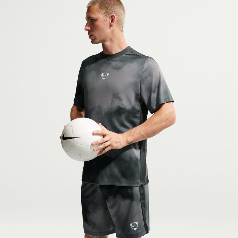 Nike Academy+ Dri-FIT IF2551-010 04
