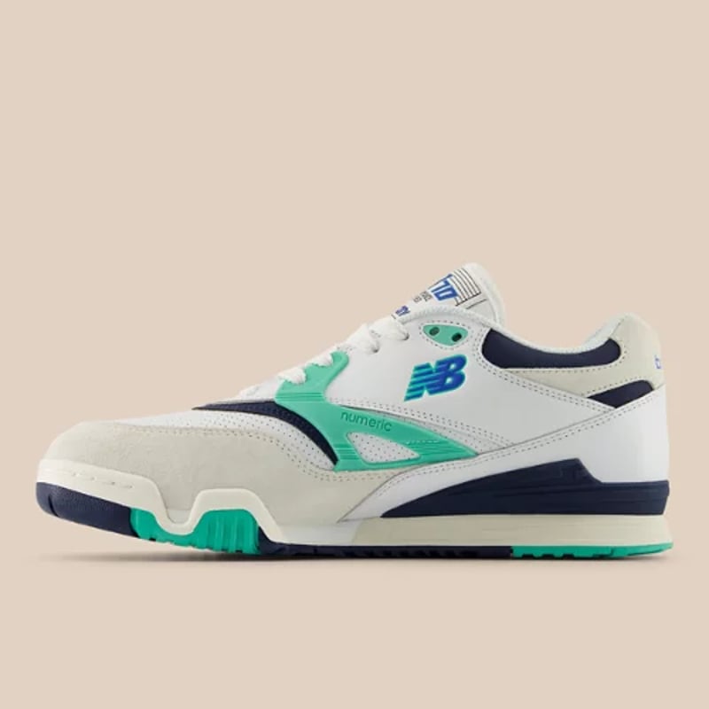 New Balance Numeric 770 skeittikengät "White & Navy" | Miehet & Naiset | Rullalautailu | 01 | SPORTSHOWROOM