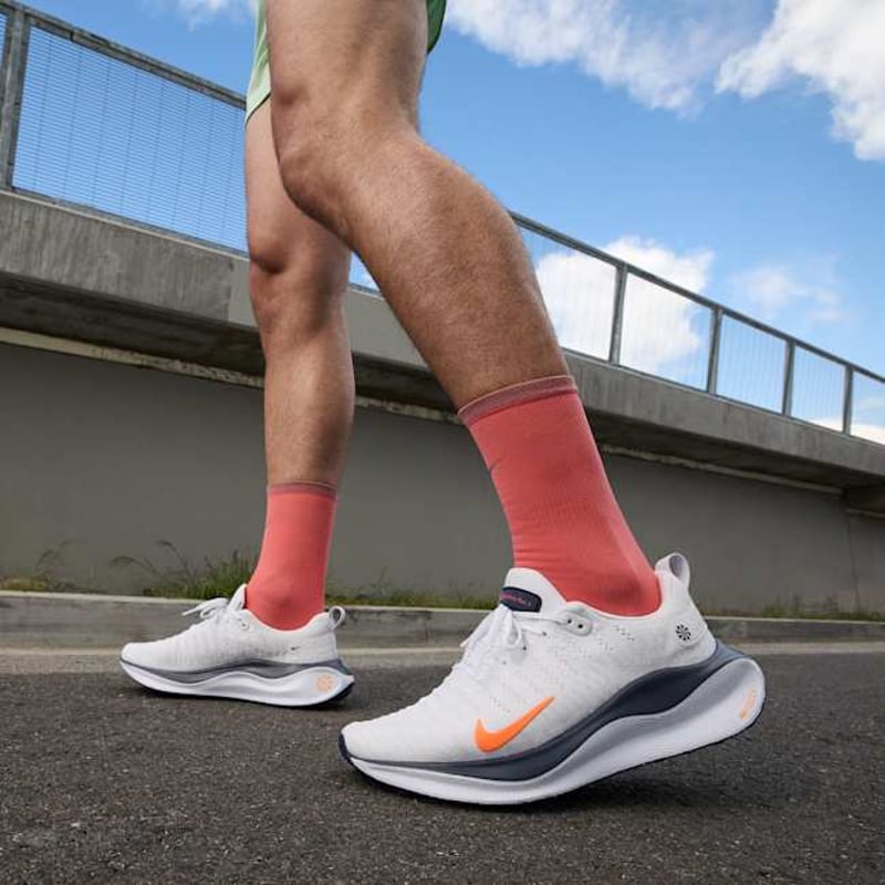 Nike InfinityRN 4 DR2665-010 02