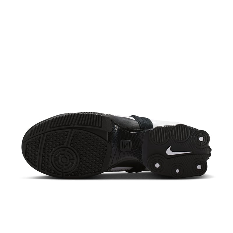 Nike Total 90 Shox Magia trainers "White & Black" | Women | SportStyle | 01 | SPORTSHOWROOM