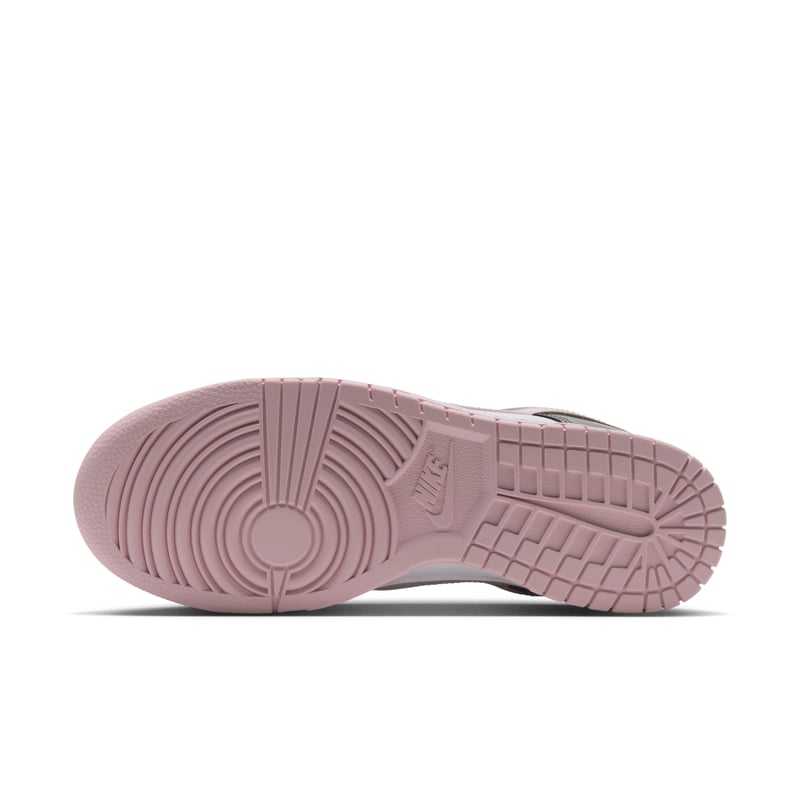 Zapatillas Nike Dunk Low SE "Camo Green & Pink Foam" | Mujer | Estilo deportivo | 02 | SPORTSHOWROOM