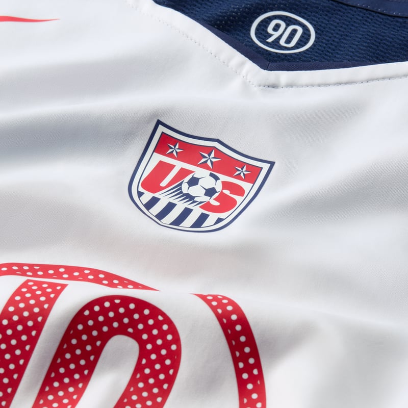 Nike USMNT 2004 Total 90 Reissue Replica Shirt "Landon Donovan" | Men | SportStyle | 06 | SPORTSHOWROOM