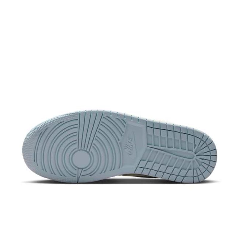Jordan 1 Low DC0774-106 02