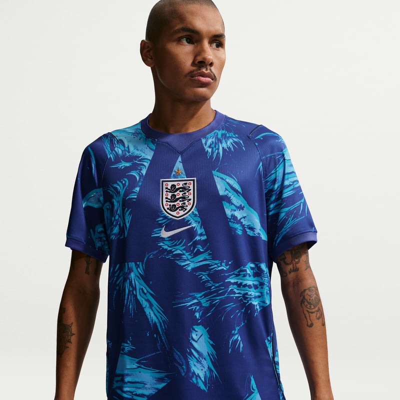 Nike England 2026 Stadium Goalkeeper Dri-FIT Replica IB5295-489 01