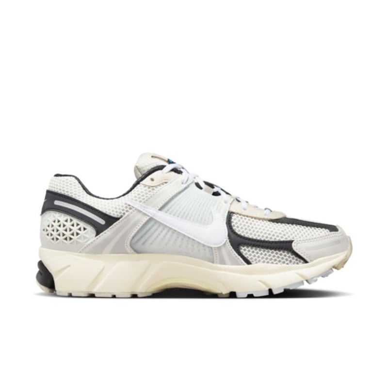 Nike Zoom Vomero 5 ‘Supersonic’ FN7649-110 03