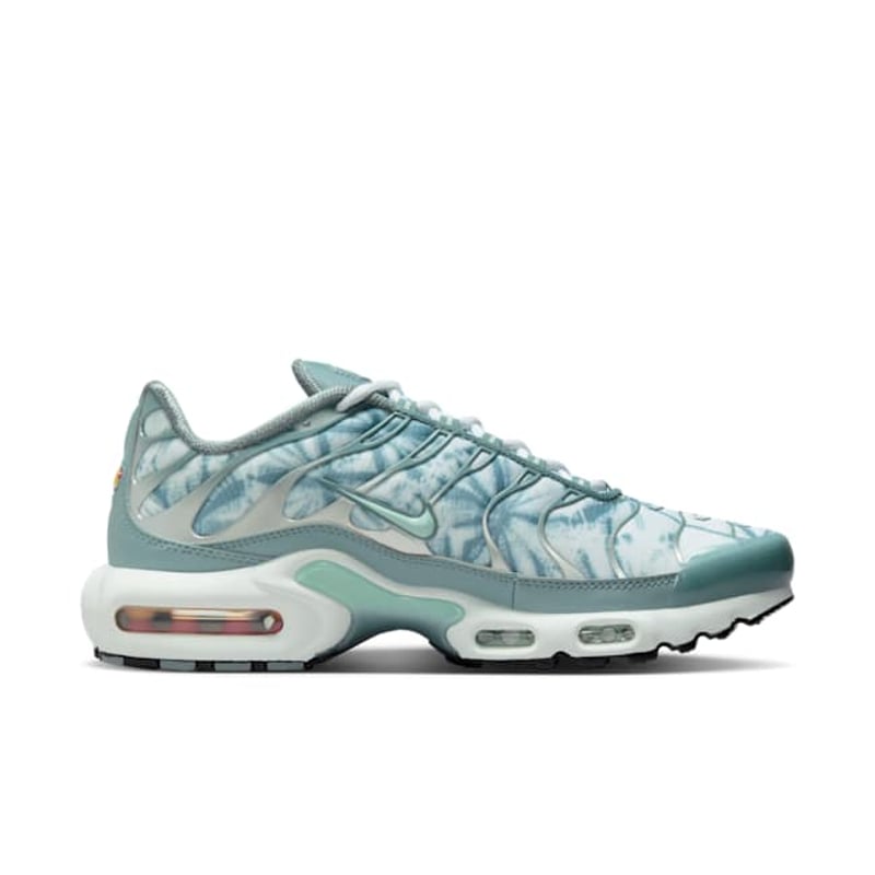 Nike Air Max Plus FV0394-300 03