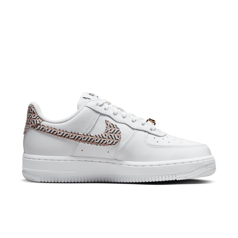 Nike Air Force 1 LX DZ2709-100 03